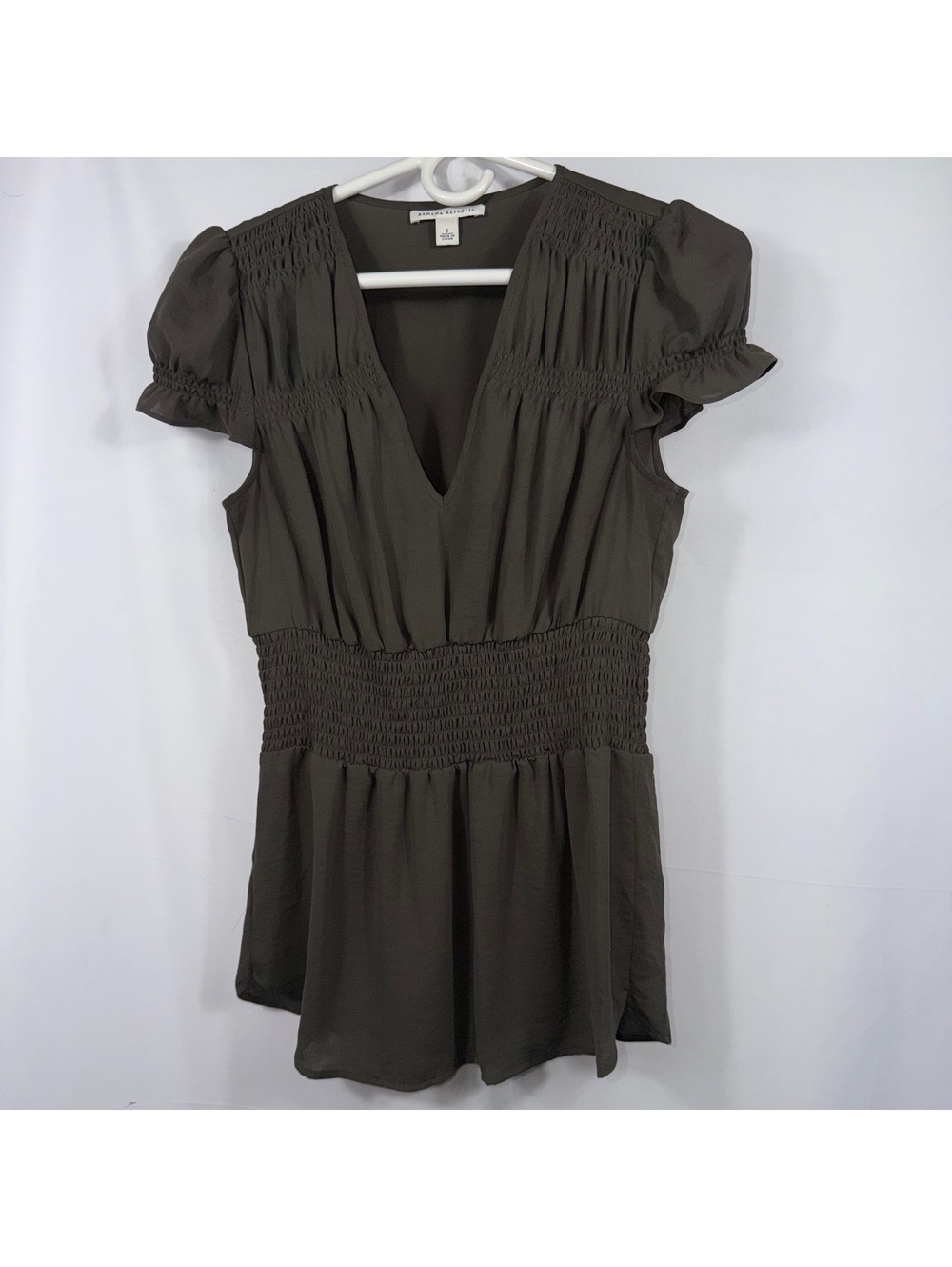 Banana Republic Small Olive Smocked Peplum Top
